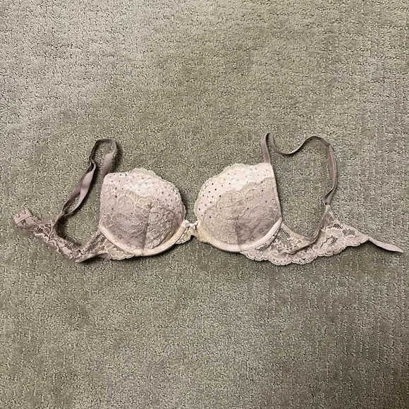 Victorias Secret Dream Angels Push Up Bra Lace Gemstones Nude Pink 32B. - Picture 1 of 4
